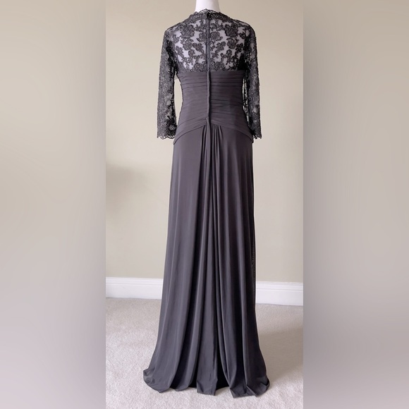 La Femme Ruched Twist Column Sweetheart Neck Lace and Crystals Maxi Gown NWOT - Picture 8 of 12